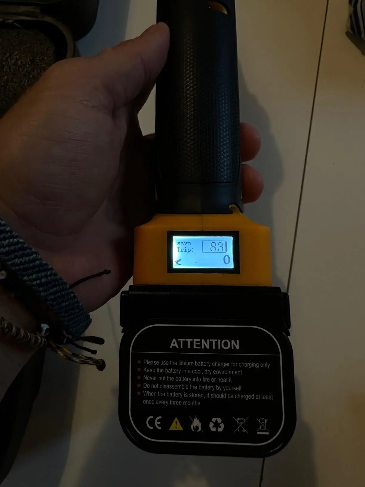 Mobil szőlőmetszés a villányi borvidéken